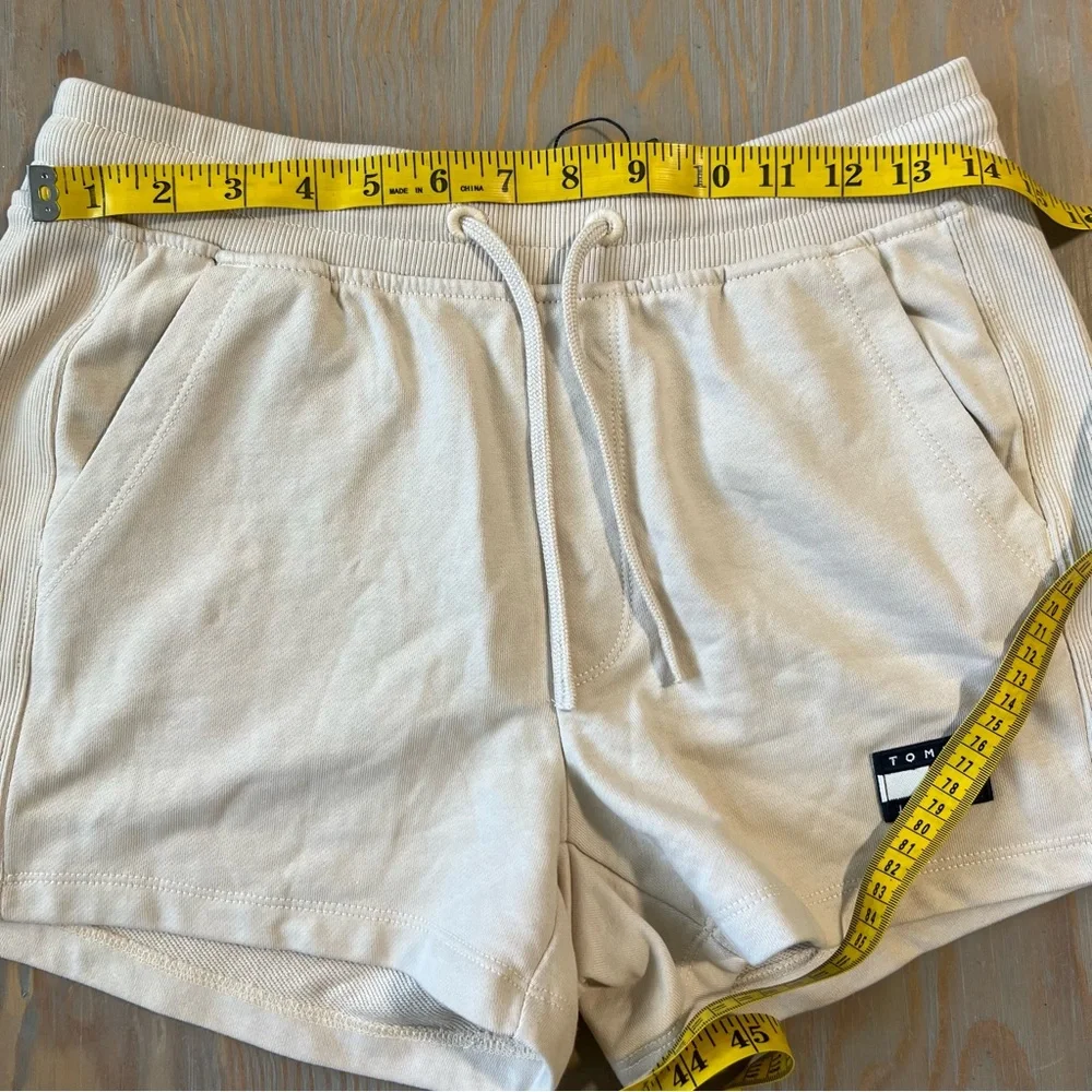 Tommy Jeans beige sweat shorts size small new